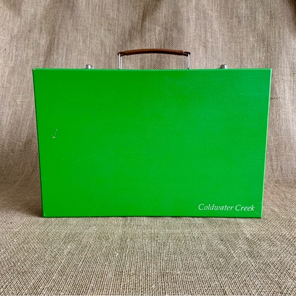 COLDWATER CREEK Art Supplies Green Painted Wood Case Like New - Picture 2 of 4